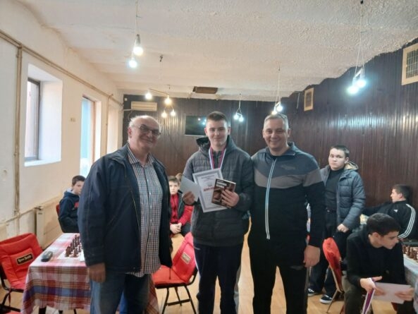 sah kadetsko 15 11 2025 pobjednici (7)