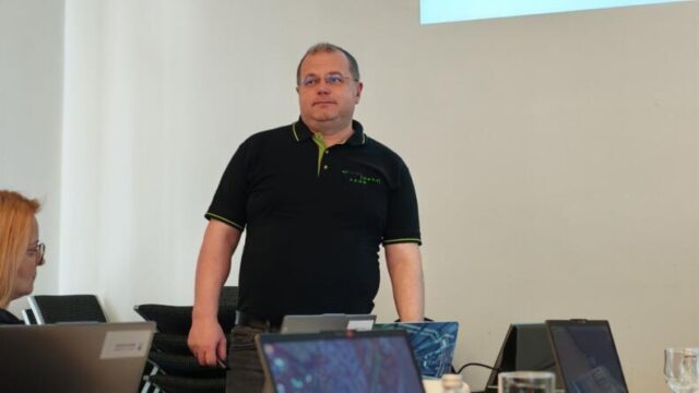IMG-9775eff0cc733ddd3b03d3aae3cd1145-V