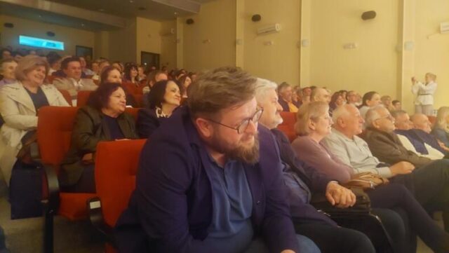 mala moja iz bosanske krupe (6)