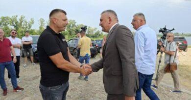 Minić obišao savski kej u Šamcu: Uređenje obale – projekat od značaja za zaštitu od poplava