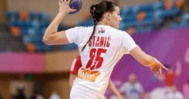 Lara Stanić na pripremama za Svjetsko juniorsko prvenstvo u Kini Lara Stanić na pripremama za Svjetsko juniorsko prvenstvo u Kini