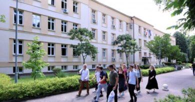 Vlada Srpske nastavlja da ulaže u mlade i njihovo obrazovanje – povećane stipendije Vlada Srpske nastavlja da ulaže u mlade i njihovo obrazovanje – povećane stipendije