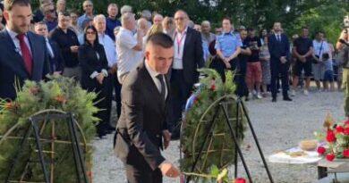 Savković: Sjećanje na nevino stradalu djecu naša je trajna obaveza Savković: Sjećanje na nevino stradalu djecu naša je trajna obaveza