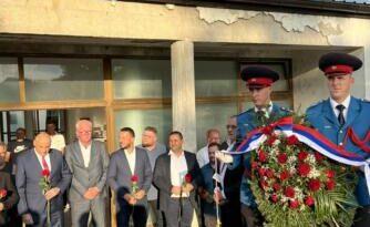 Polaganjem vijenaca u Knežici obilježen Dan ustanka protiv fašizma