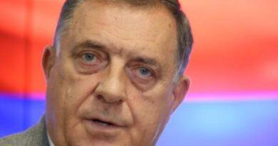 Dodik: Ime Spomenka Gostića – vječno zapisano u istoriji srpskog naroda kao simbol hrabrosti i patriotizma Dodik: Ime Spomenka Gostića – vječno zapisano u istoriji srpskog naroda kao simbol hrabrosti i patriotizma