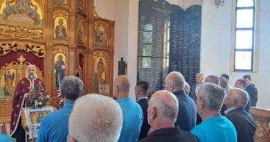 Služen parastos za poginule pripadnike Interventnog voda posebnih jedinica policije Služen parastos za poginule pripadnike Interventnog voda posebnih jedinica policije