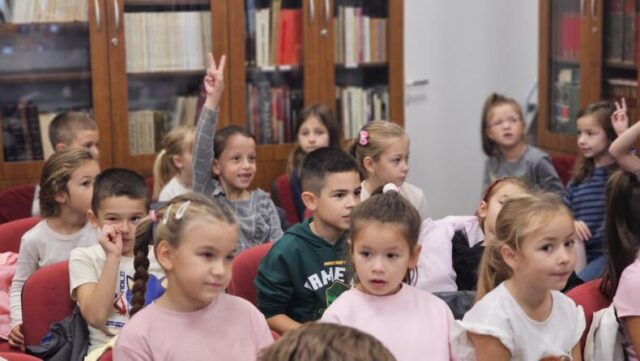 prvacici u biblioteci 07 10 2026 (6)